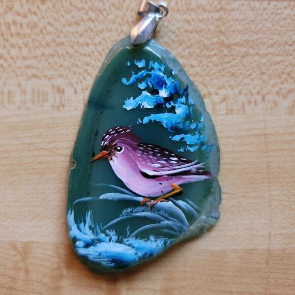 Green Agate Pendant With Painted Bird - Picture 1 of 5